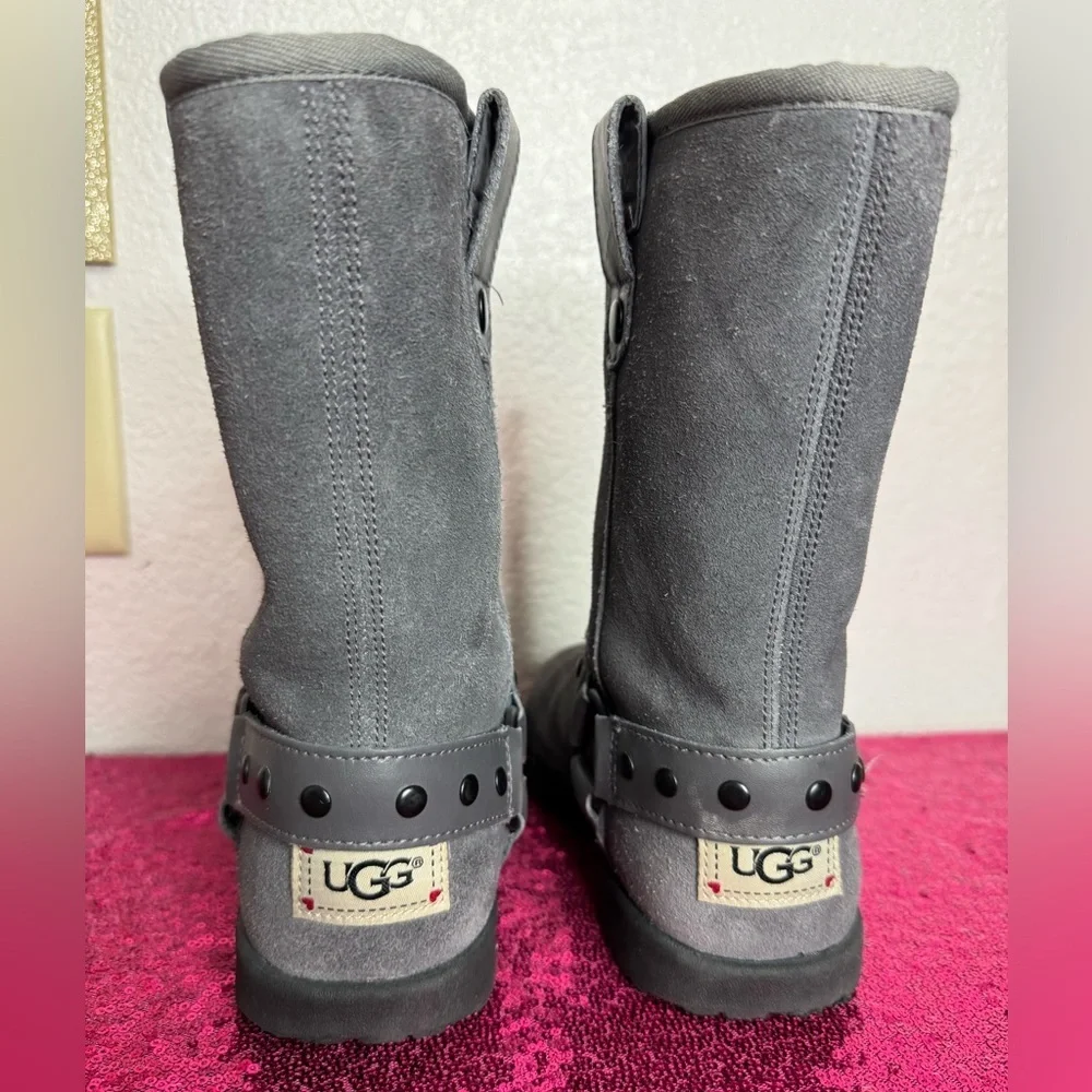 UGG 🩶 Light Charcoal Fur Boots with Ankle Strap, Heart Accent (Size 5)